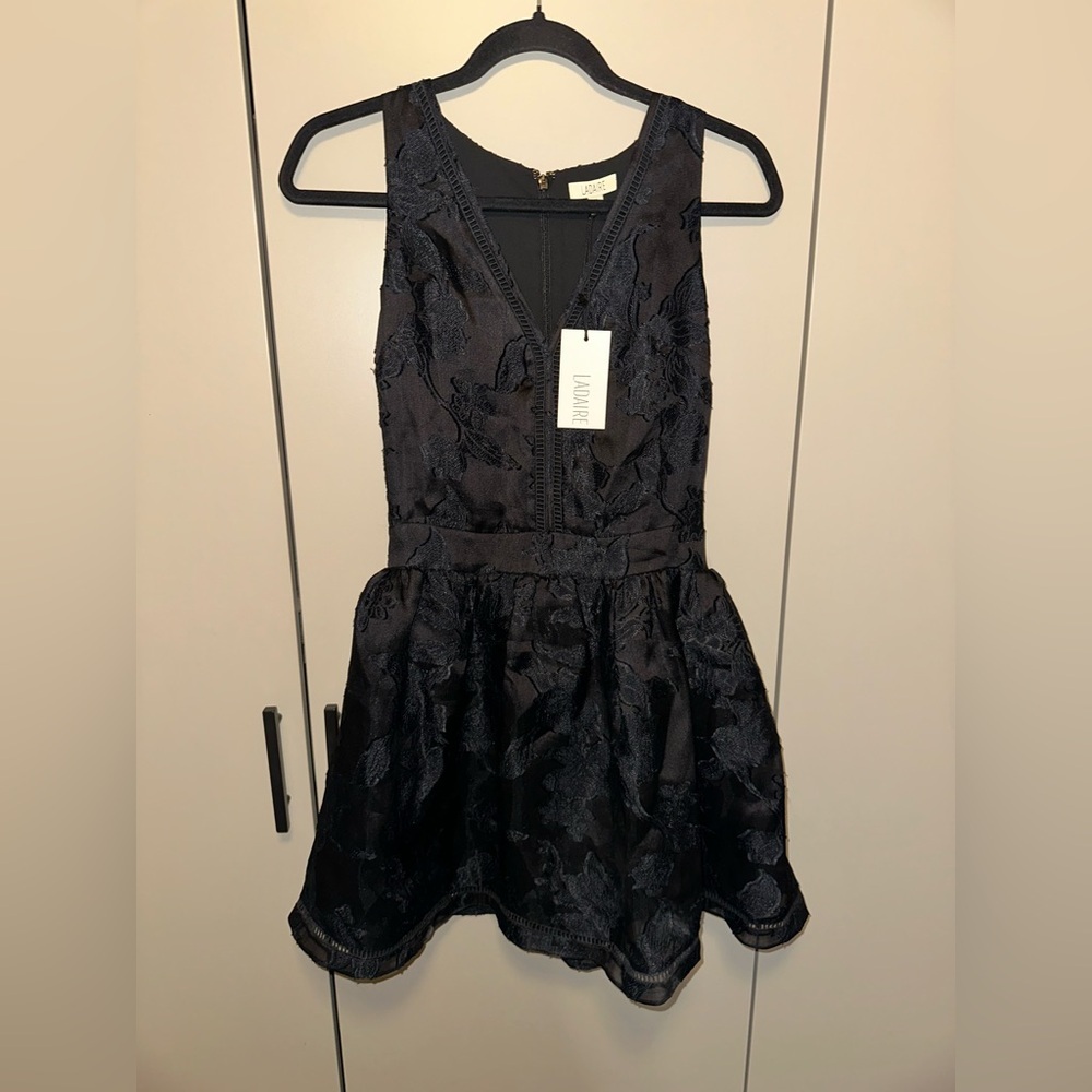 NWT Ladaire Monica Black Sleeveless Dress size XS